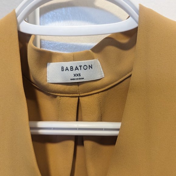 Aritzia Babaton shirt - Picture 2 of 4
